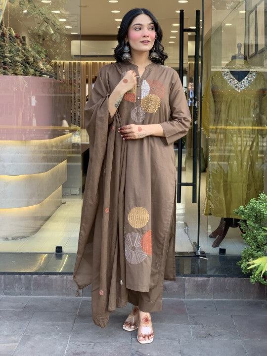 Women cotton hand embroidered kurta pant with dupatta set