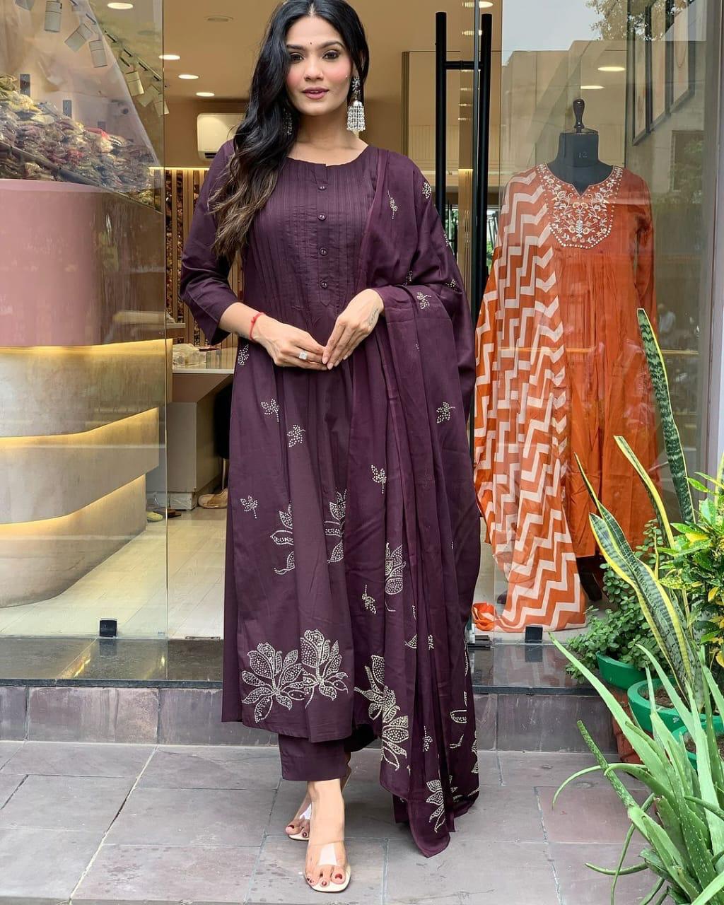Latest Designer Beautiful Anarkali Style Cotton Kurti Set