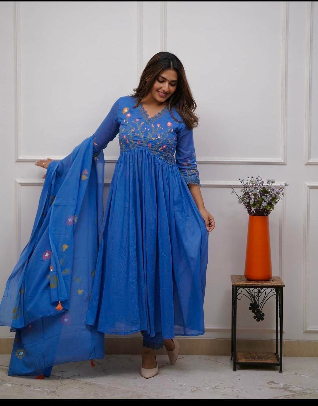 Cotton embroidered kurta pant with dupatta sets