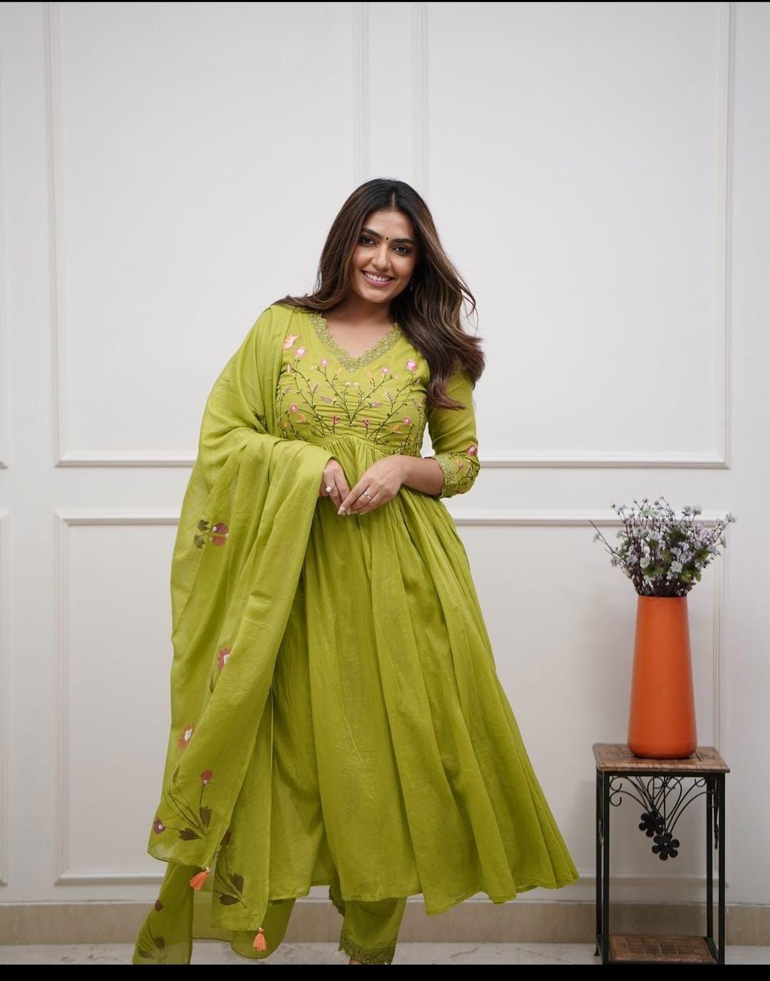 Cotton embroidered kurta pant with dupatta sets