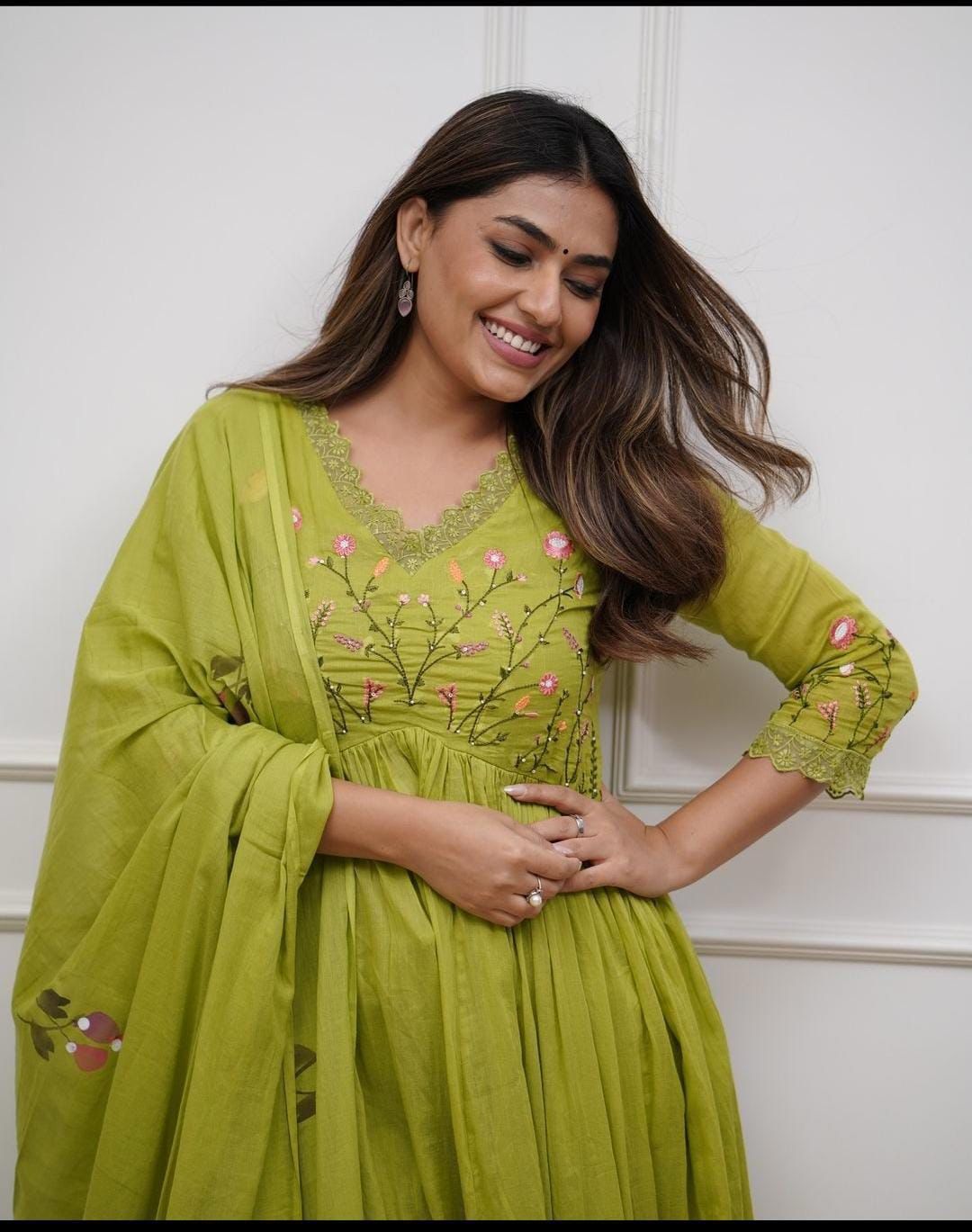 Cotton embroidered kurta pant with dupatta sets