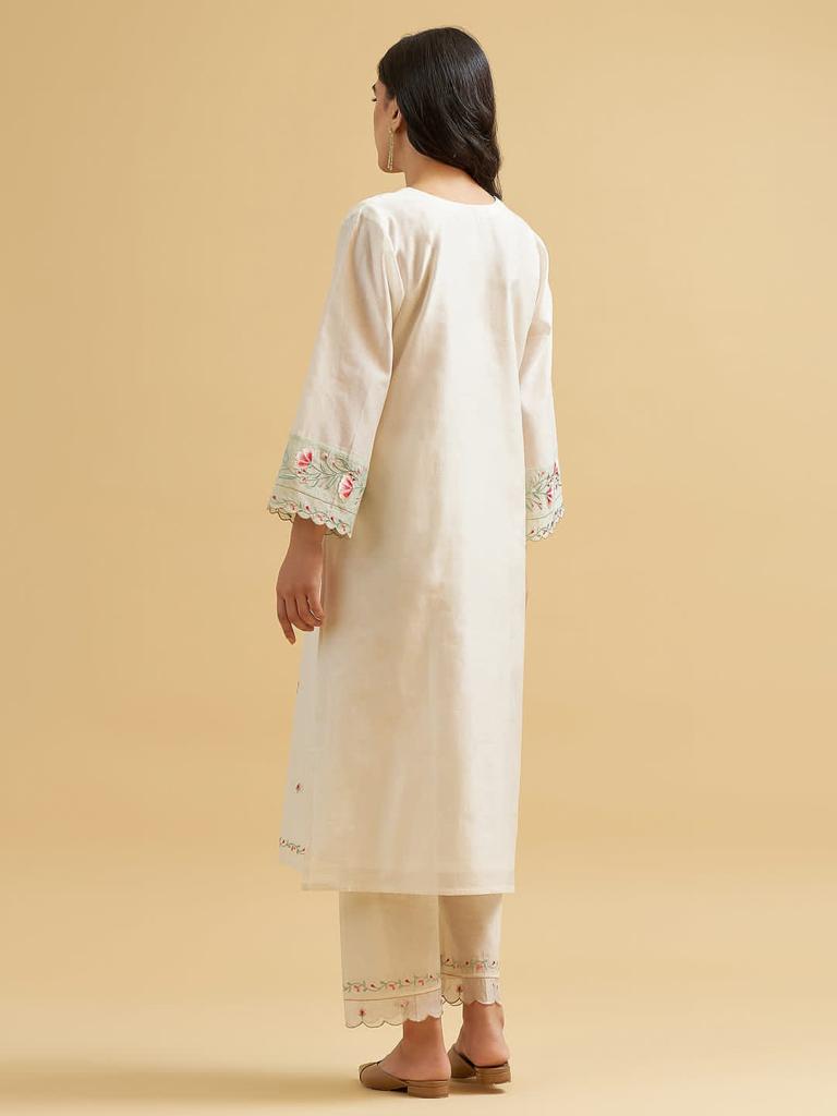 Women Floral Embroidered Regular Pure Cotton Kurta with Trousers
