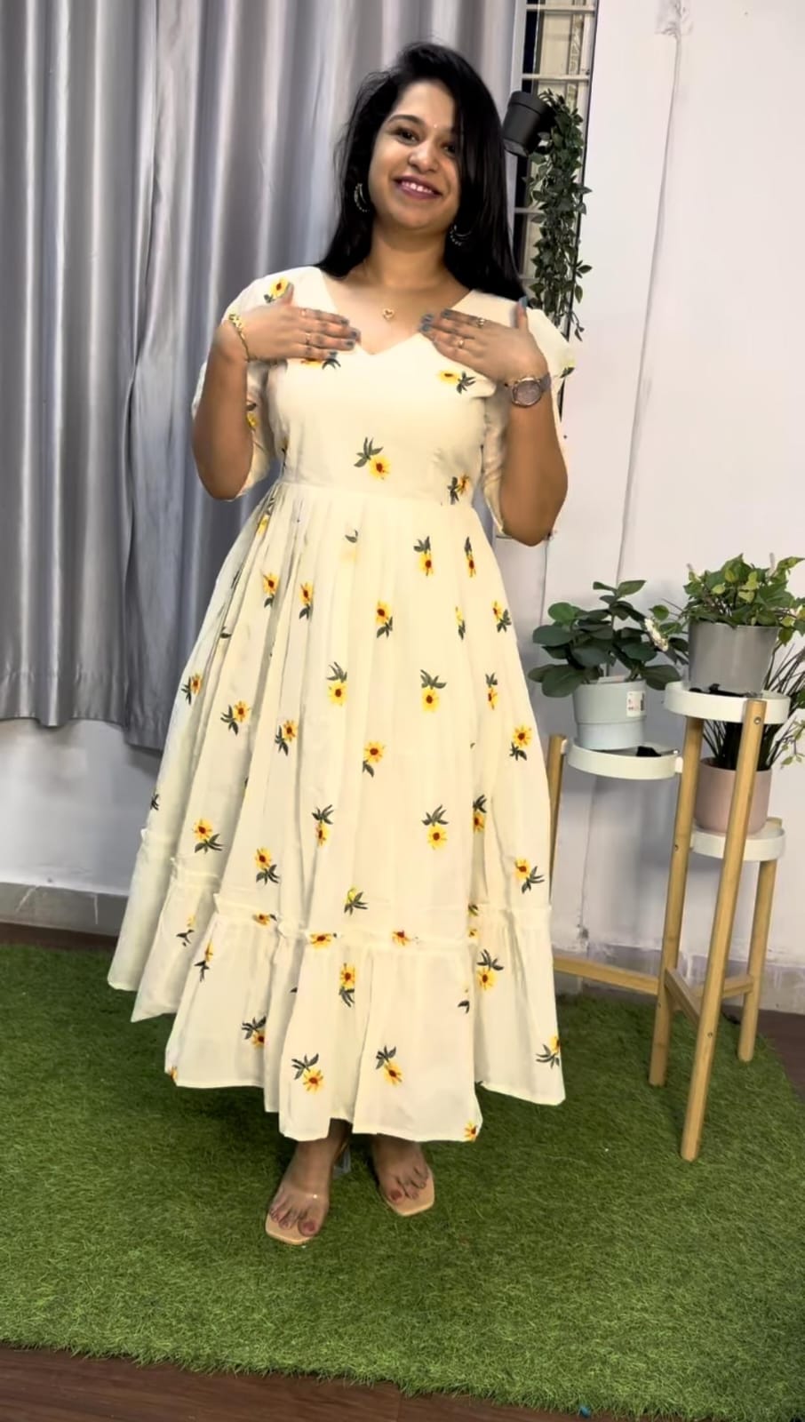 Women White Cotton Flower Embroidery Midi Dress