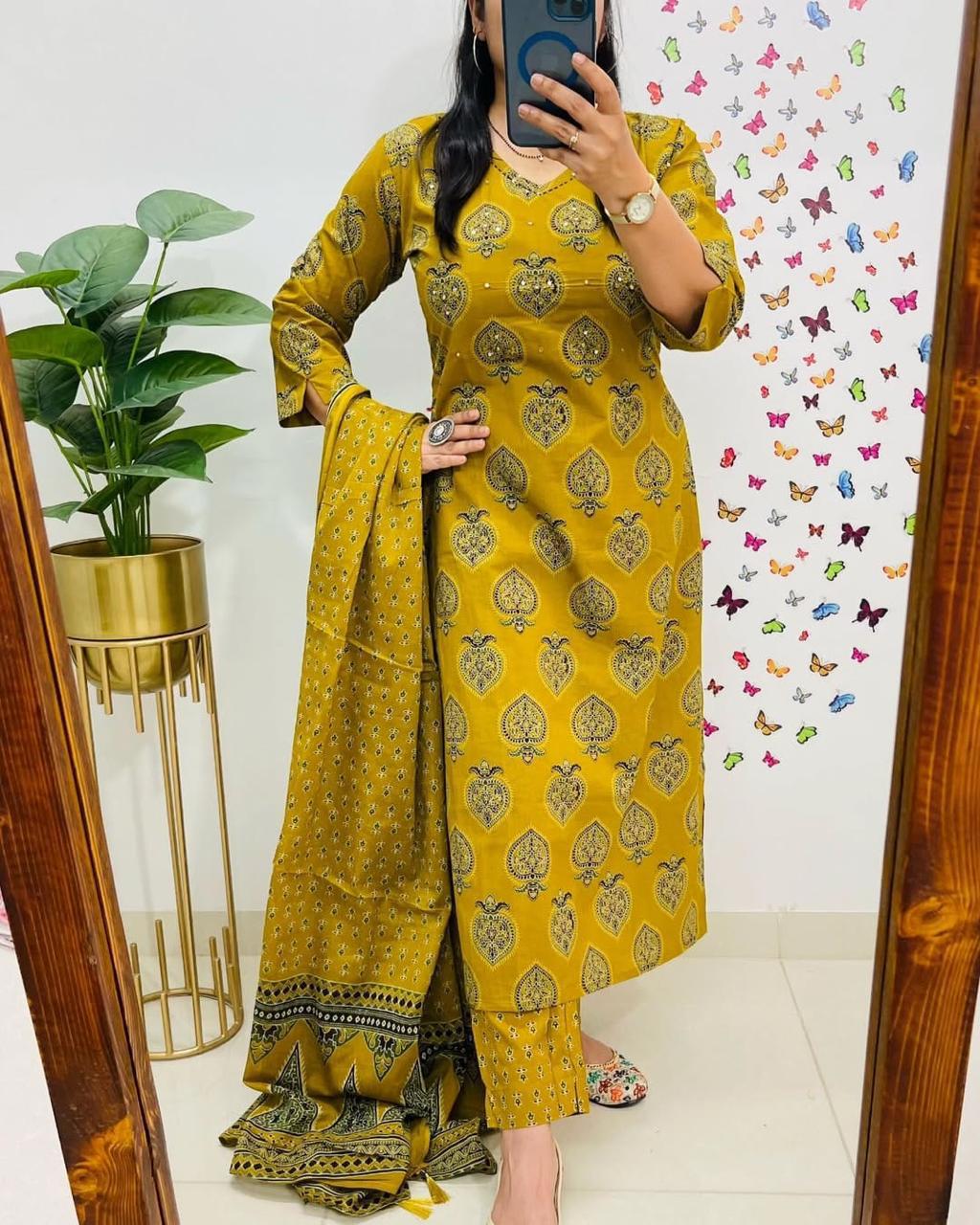 Muktanshh , Kurta Set