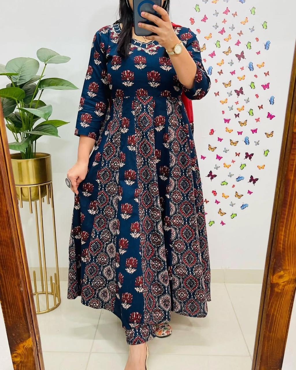 Muktanshh , Anarkali Set