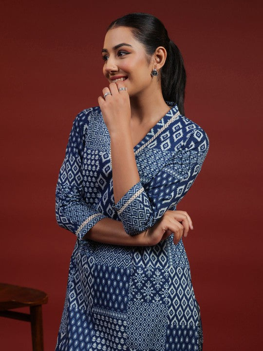 Women Printed Rayon Straight Kurta