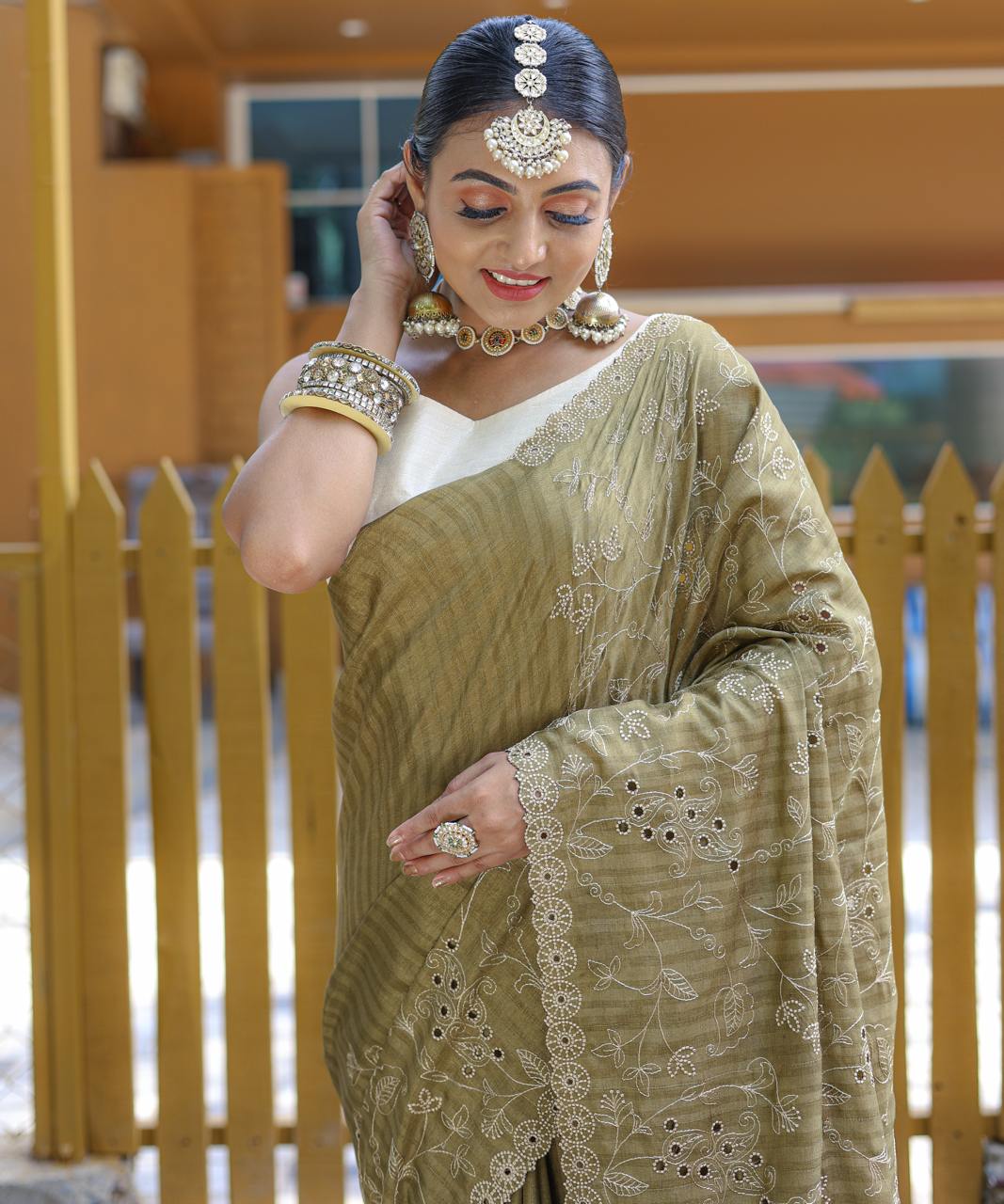 Pure Soft Silk Saree With Beautiful Thread Handwork