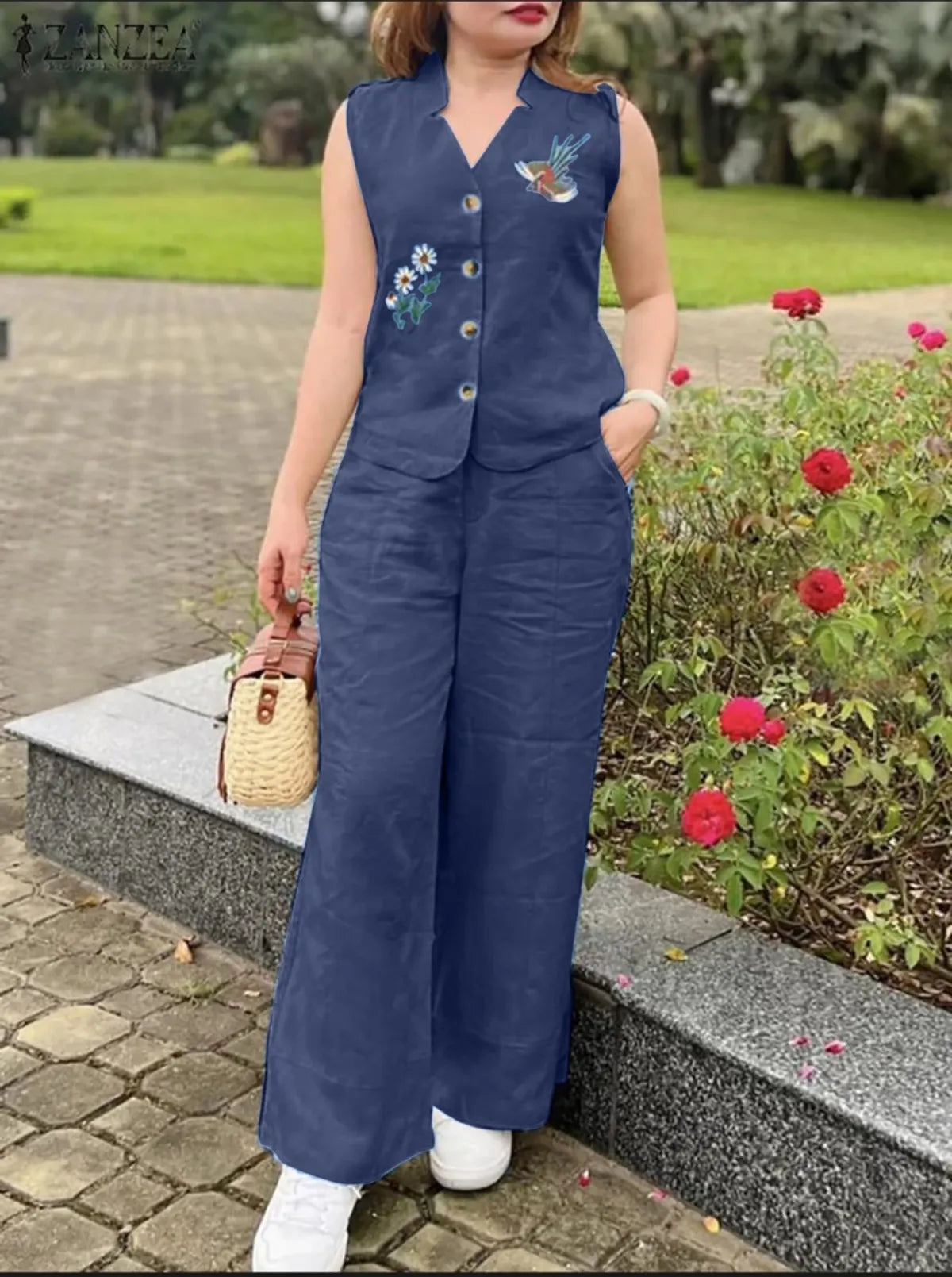 Sleeveless Embroidered Co-ord sets