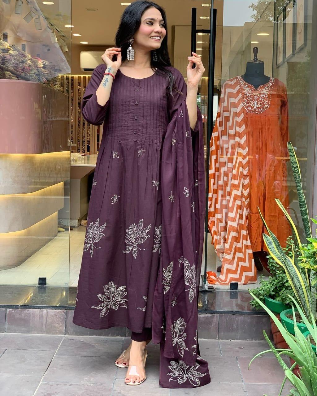 Latest Designer Beautiful Anarkali Style Cotton Kurti Set