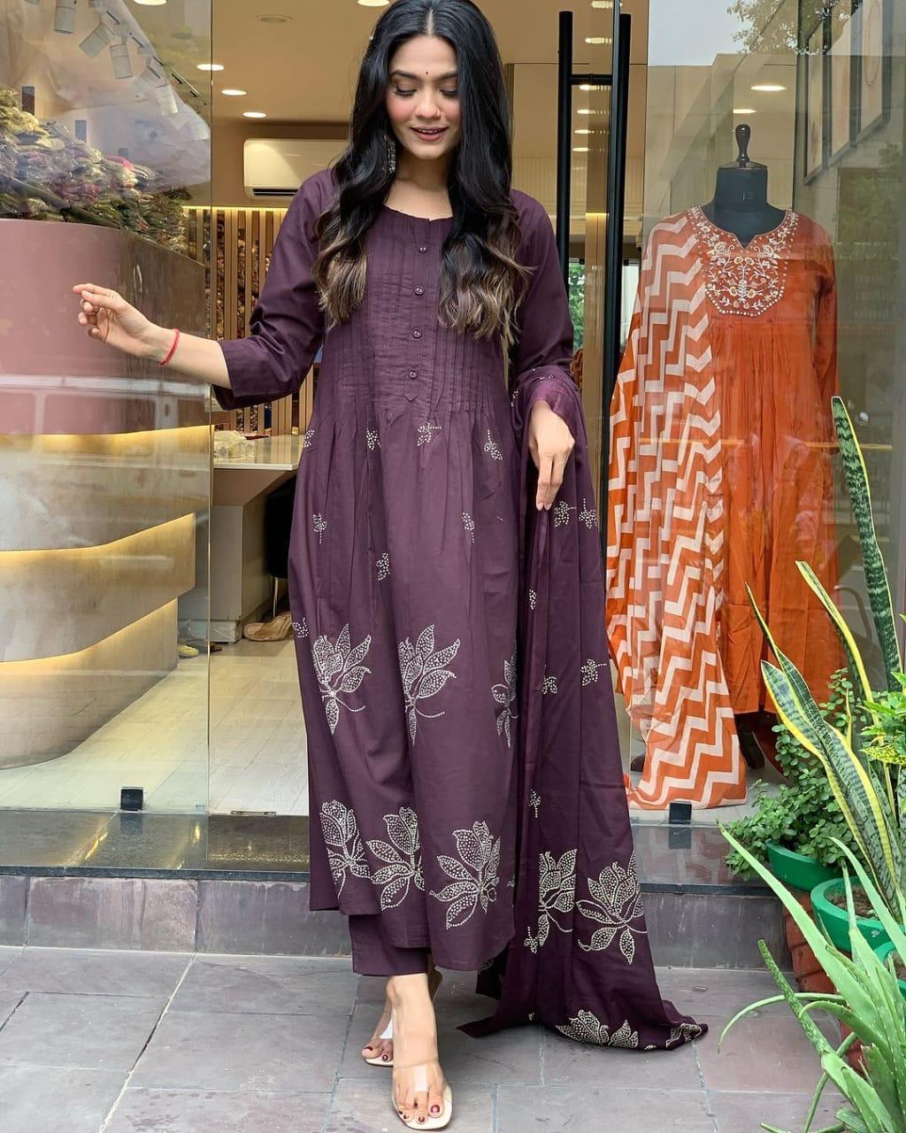 Latest Designer Beautiful Anarkali Style Cotton Kurti Set