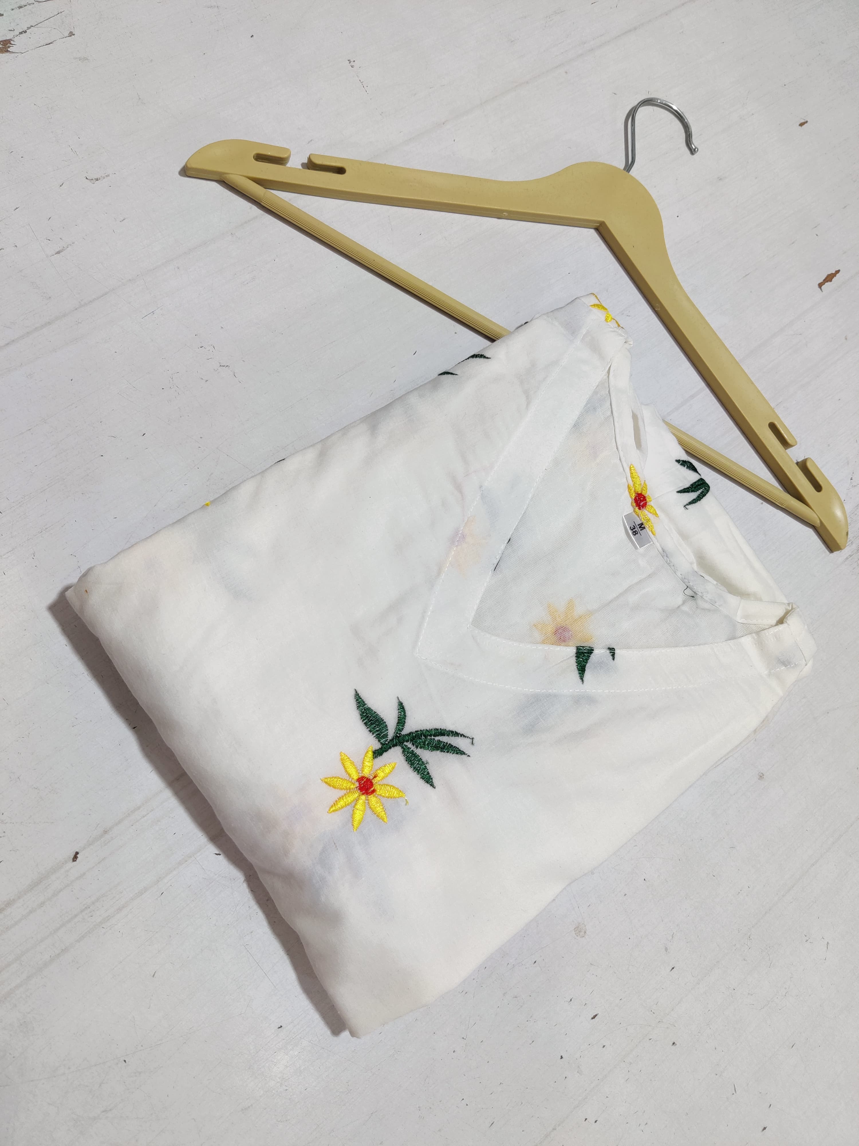Women White Cotton Flower Embroidery Midi Dress