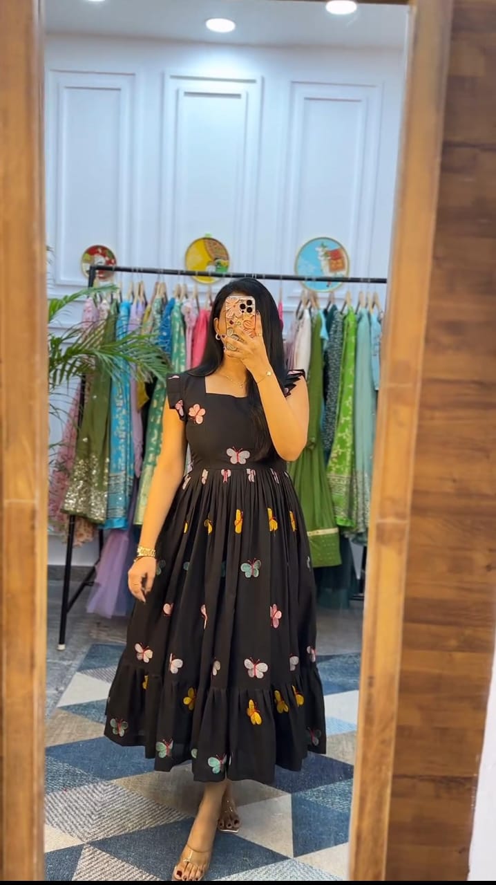 Women Black Butterfly Embroidery Midi Dress