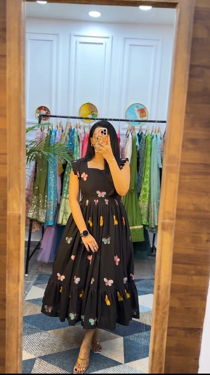 Women Black Butterfly Embroidery Midi Dress