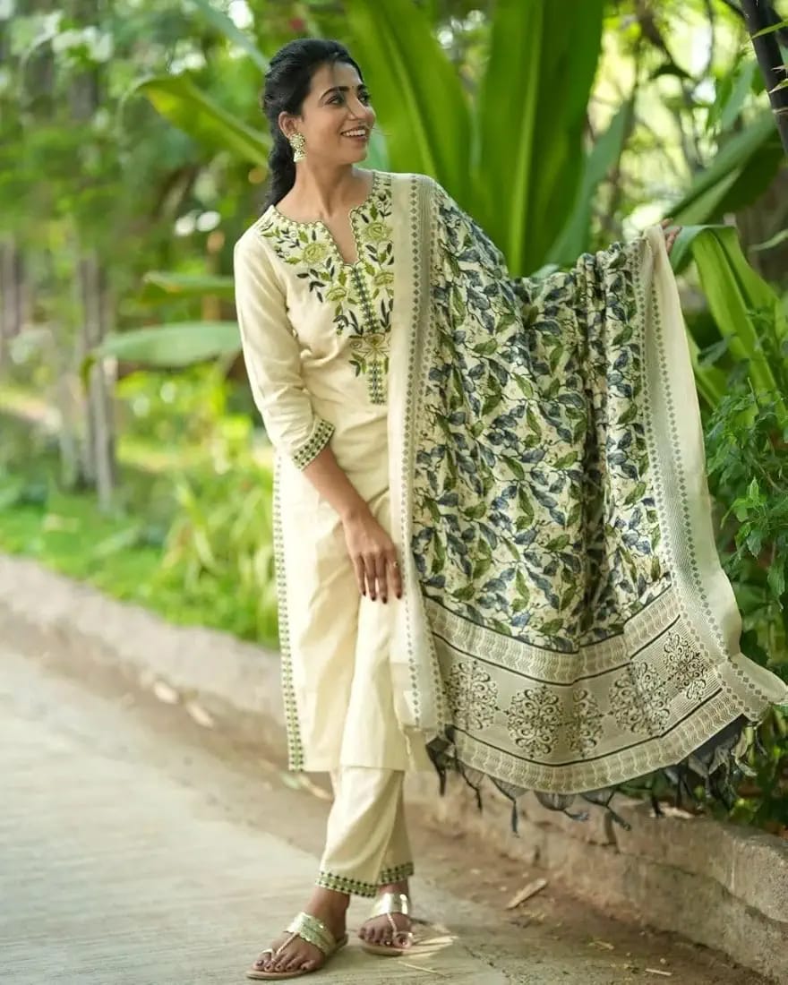 Off White Handloom Cotton Kurta Pant And Khadi Silk Floral Print Dupatta Set