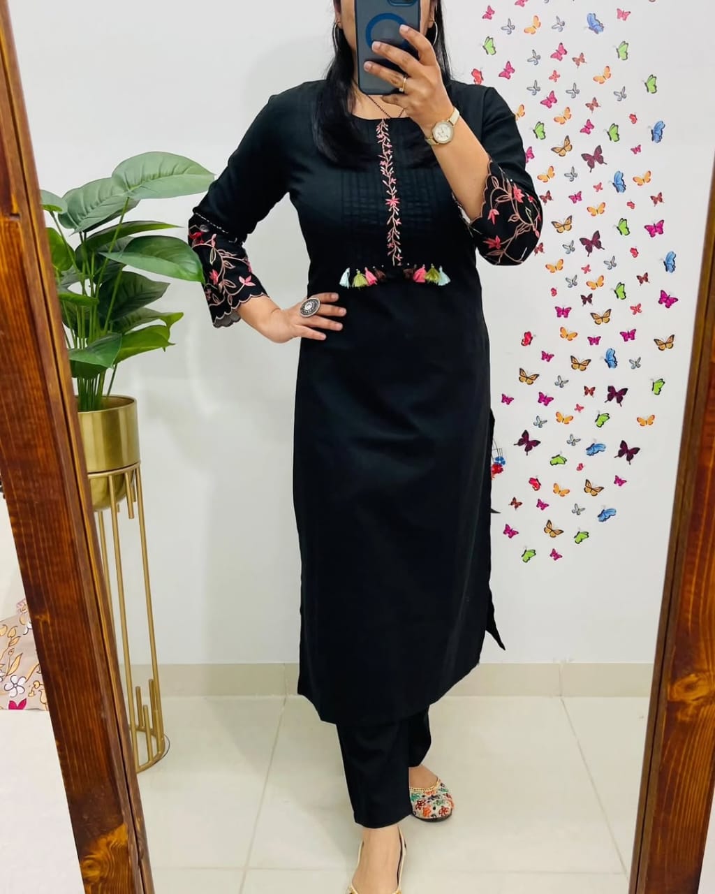 Embroidery Kurta set, cotton kurta set, Muktanshh 