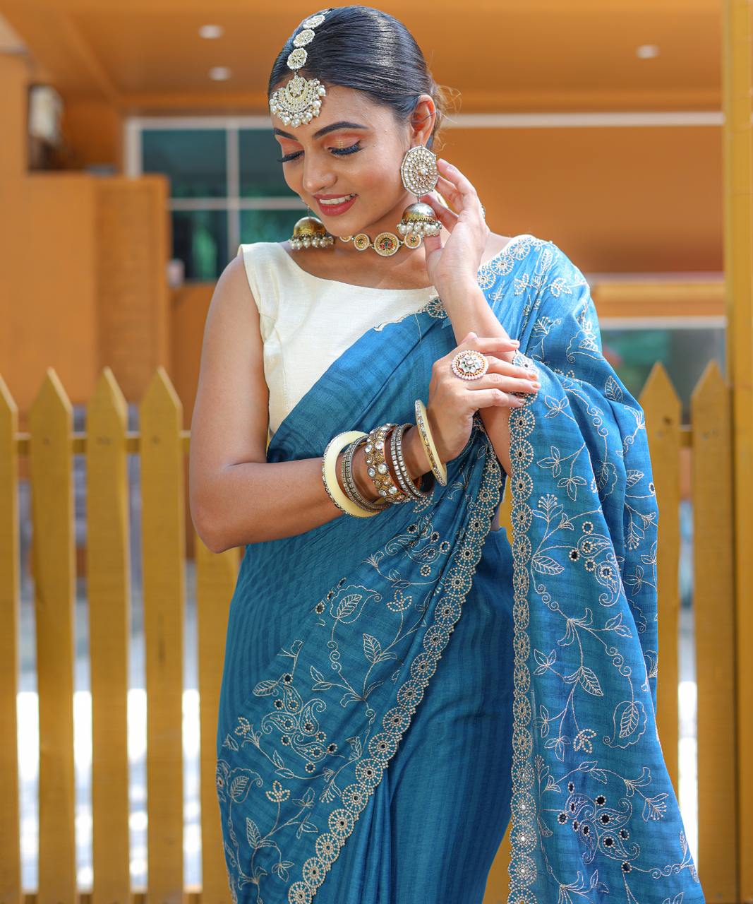 Pure Soft Silk Saree With Beautiful Thread Handwork