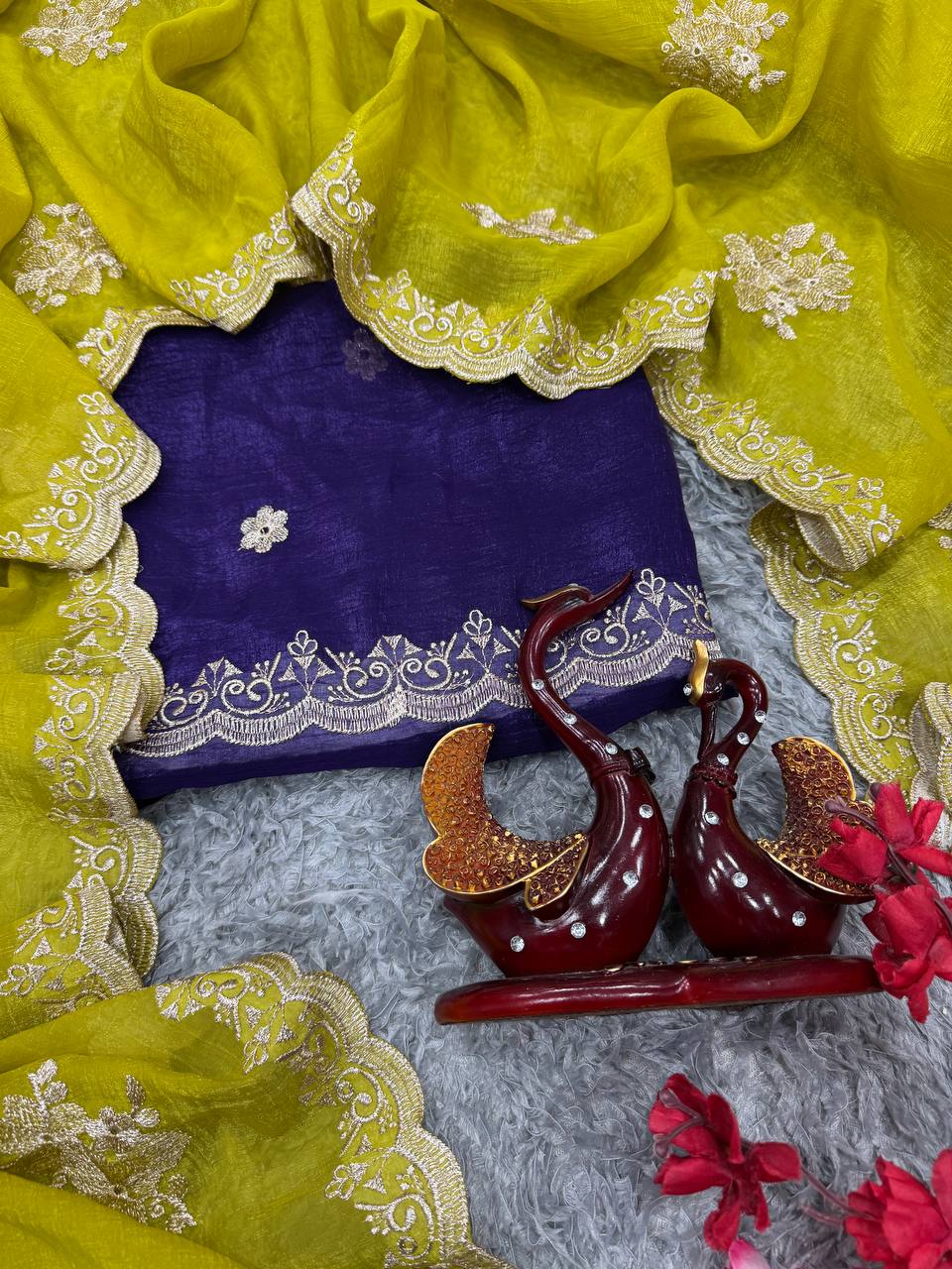 Stunning Designer Zari Saree
